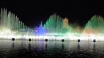 ������Ȫ��ˮĻ�Ӱ