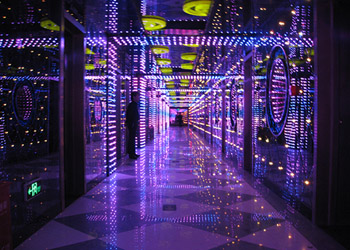 �����{(l��n)ɽ���ۇ��H�㘷��